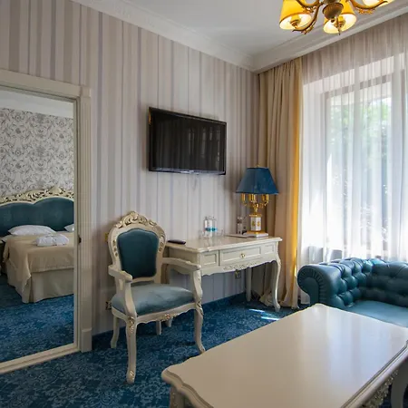 Royal Olympic 3*